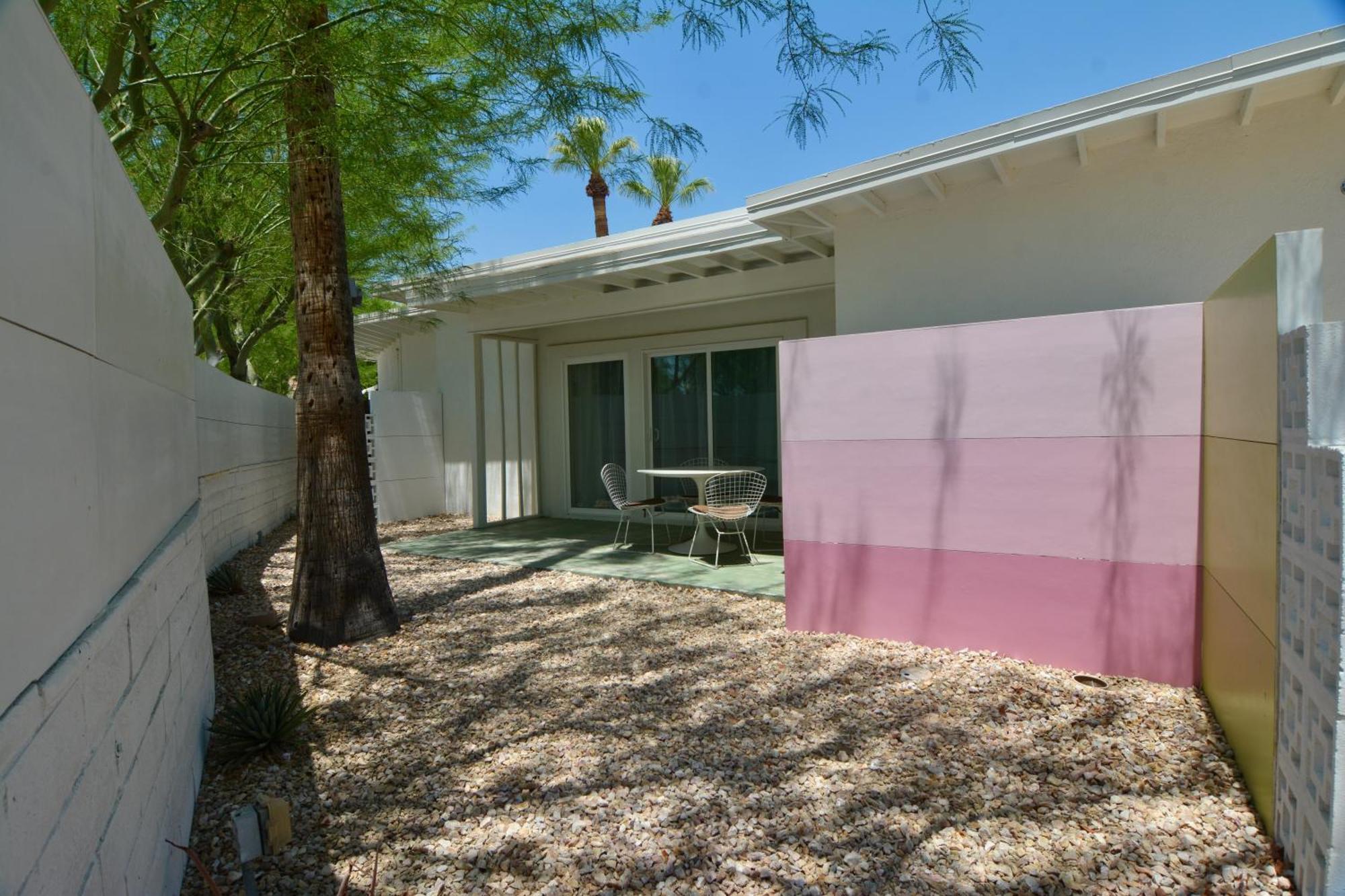 The Cactai Hotel Palm Springs Room photo